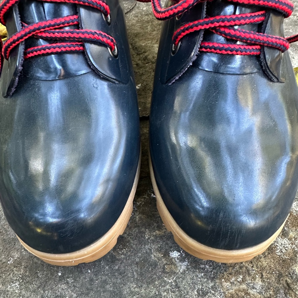 NWOB Lands End Lace Up Rain and Hike boot size 7 - Picture 2 of 8